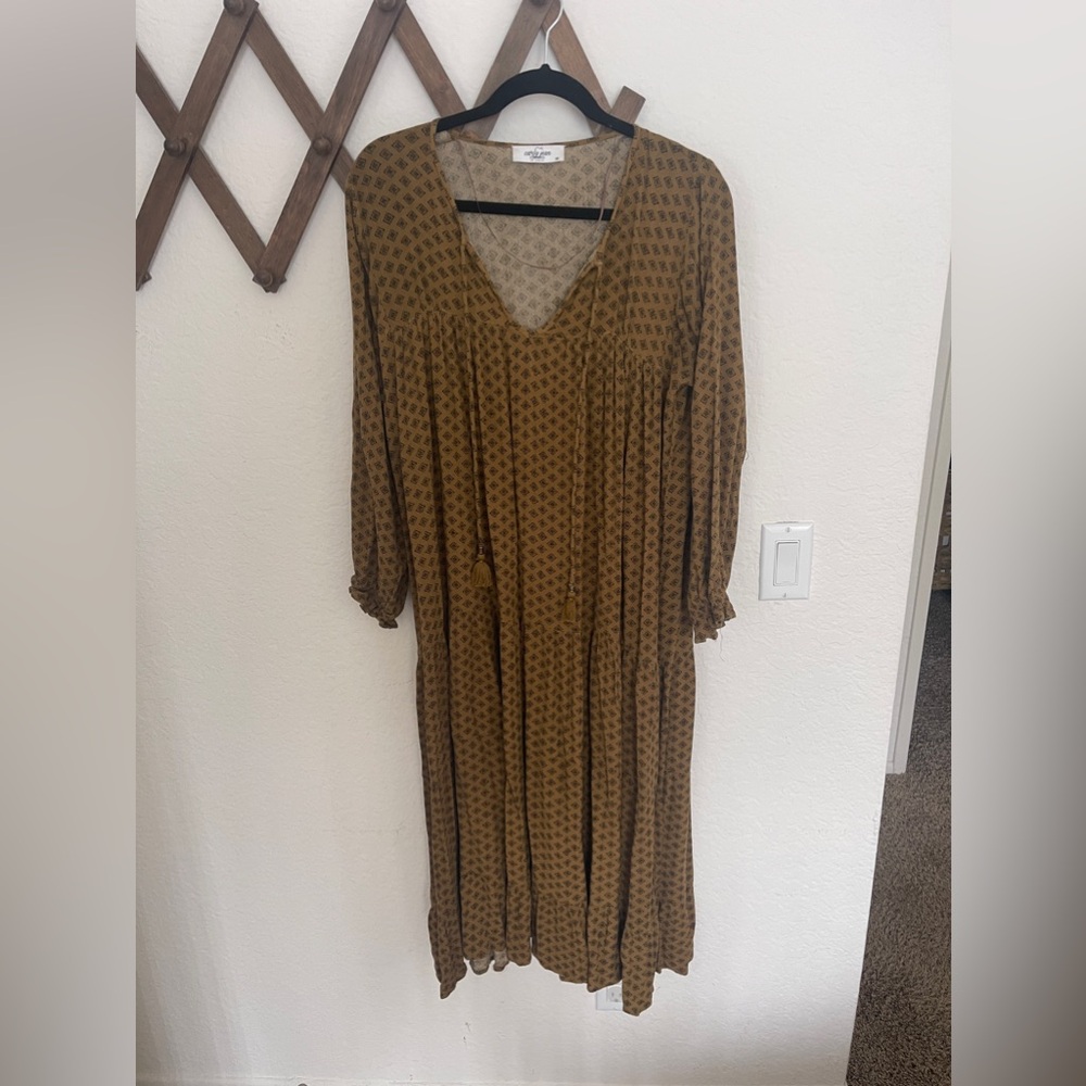 Carly Jean Los Angeles dress